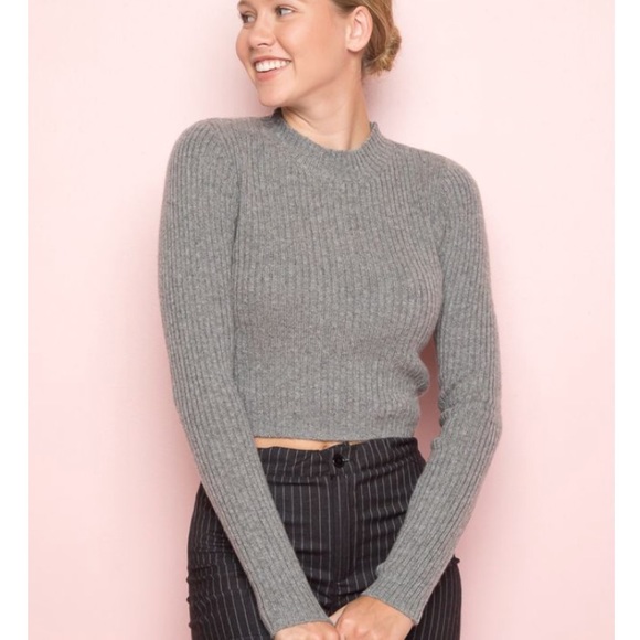 gray brandy melville sweater